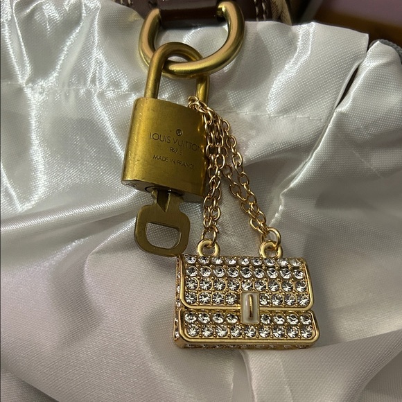 Louis Vuitton Lock and Key #314 Paired With Bag Charm w/ Crystal Accents - Picture 8 of 8